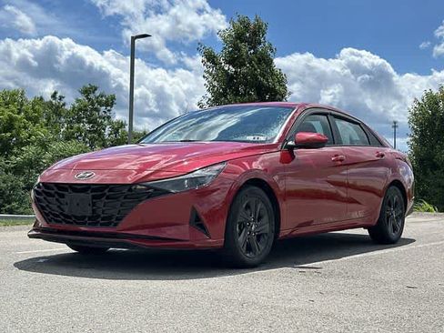 Used 2022 Hyundai Elantra SEL FWD image 18