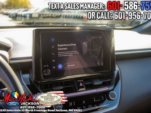Used 2025 Toyota Corolla Cross AWD Hybrid image 13