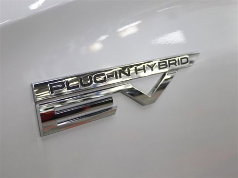 Used 2024 Mitsubishi Outlander Ralliart image 9