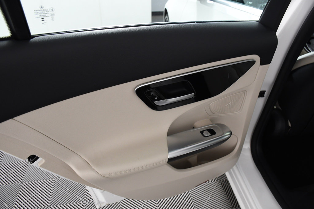Used 2023 Mercedes-Benz C 300 4MATIC Sedan image 24