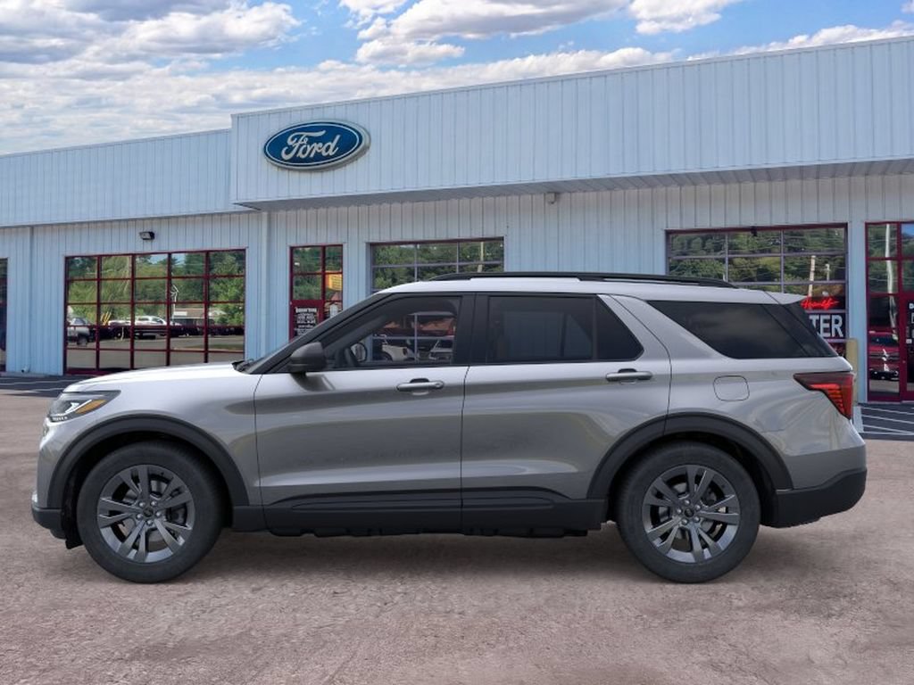 Used 2026 Ford Explorer Active w/ Active Comfort Package AWD/4WD image 3