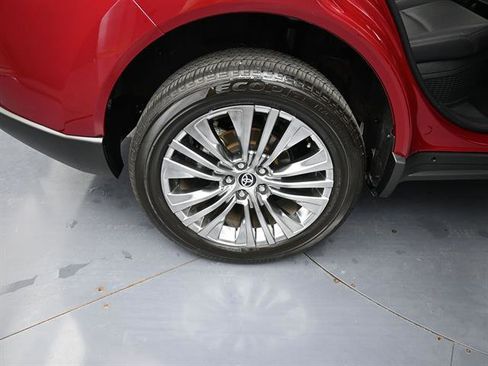 Certified 2024 Toyota Venza Limited AWD/4WD image 22