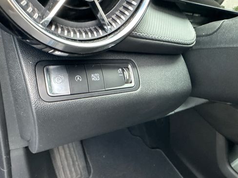 Used 2025 Chevrolet Equinox LT w/ Midnight Edition FWD image 18