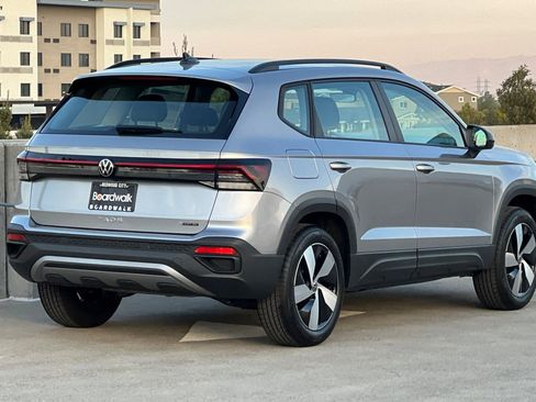 New 2026 Volkswagen Taos S AWD/4WD image 4