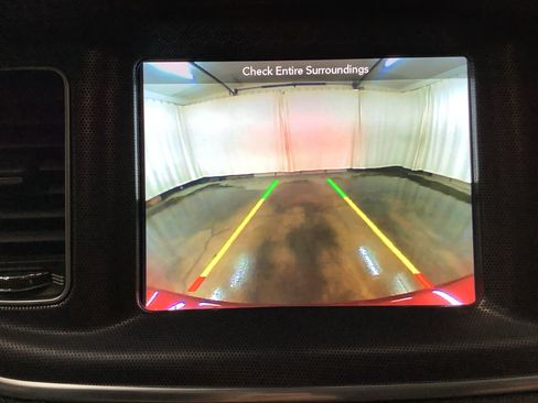 Used 2017 Dodge Charger SXT w/ AWD Plus Group image 19
