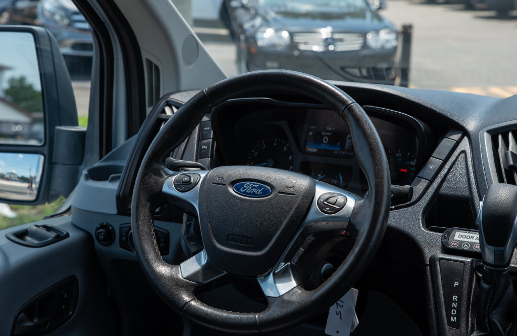 Used 2017 Ford Transit 350 XL RWD image 23