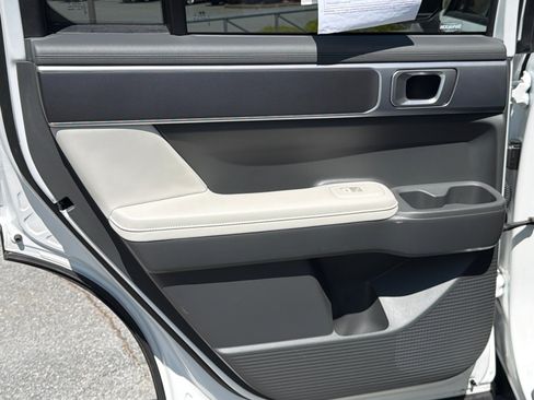 Used 2025 Hyundai Santa Fe SEL image 22