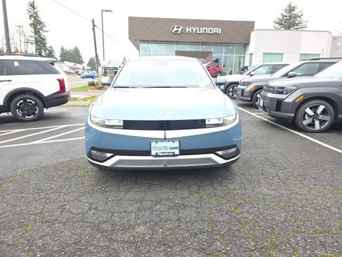 Certified 2024 Hyundai Ioniq 5 SE image 4