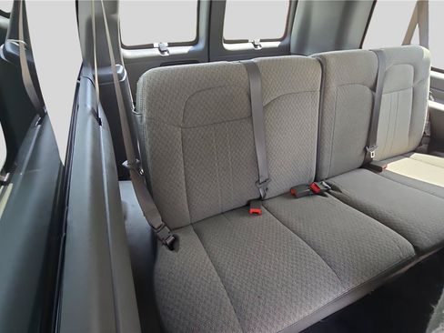 Used 2025 Chevrolet Express 3500 LT w/ LT Preferred Equipment Group RWD image 20