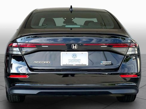 Used 2024 Honda Accord Sport image 5