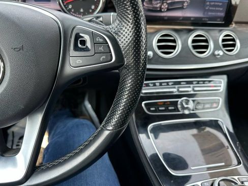 Used 2017 Mercedes-Benz E 400 4MATIC Wagon image 20