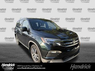 Used 2016 Honda Pilot Touring video 1