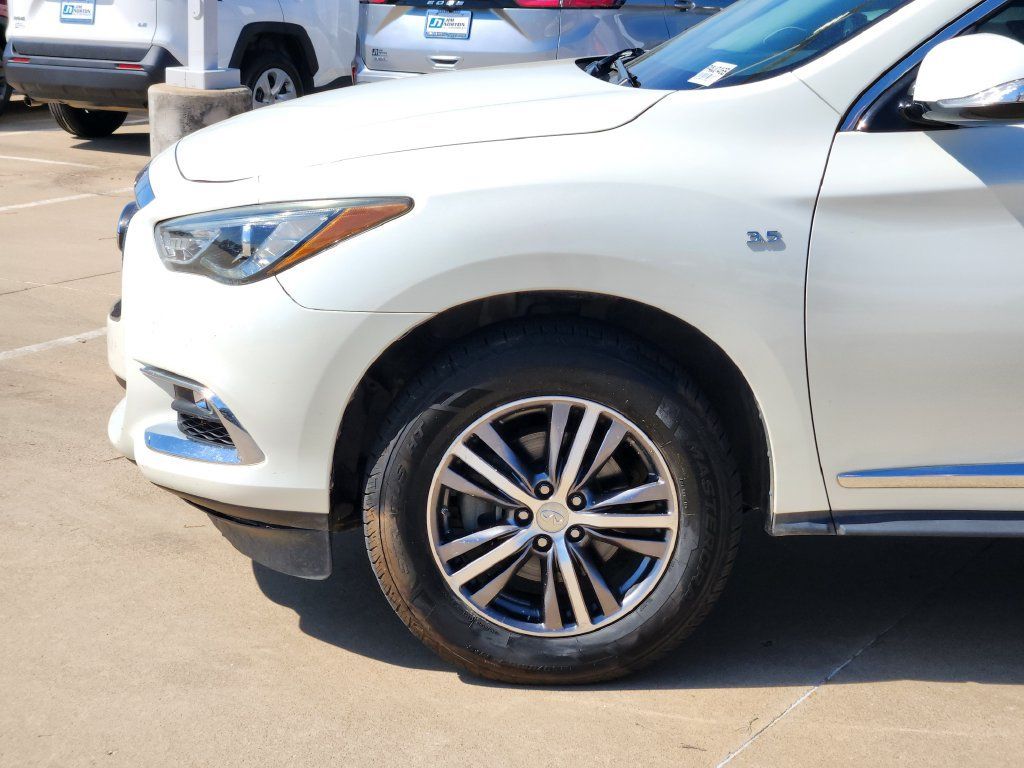 Used 2018 INFINITI QX60 Luxe w/ Premium Package AWD/4WD image 8