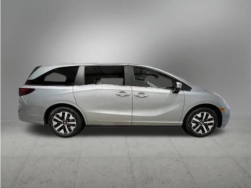 New 2026 Honda Odyssey EX-L image 7