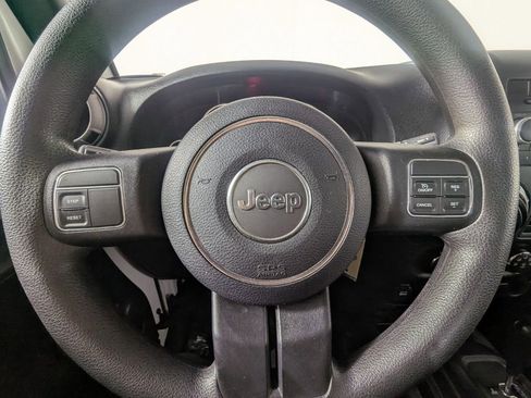 Used 2016 Jeep Wrangler Sport image 16