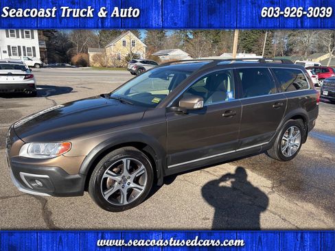 Used 2014 Volvo XC70 T6 image 1