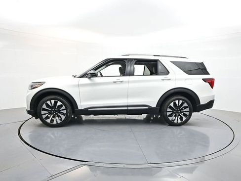 Used 2026 Ford Explorer Platinum w/ LUX Leather Package AWD/4WD image 4