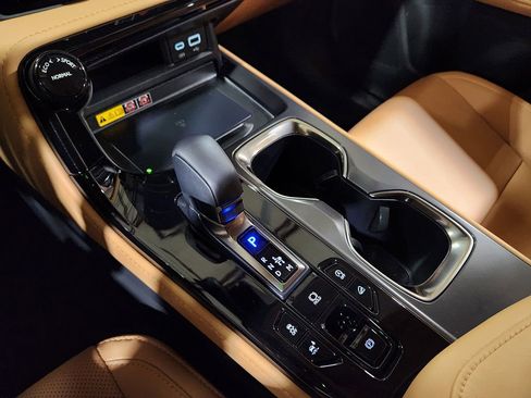 Used 2025 Lexus NX 350 Premium AWD image 38