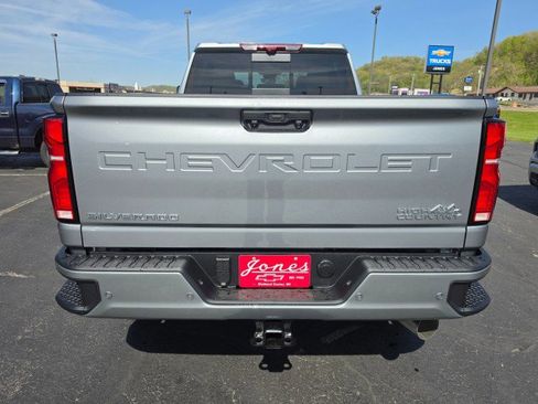 New 2026 Chevrolet Silverado 2500 High Country w/ High Country Premium Package AWD/4WD image 4