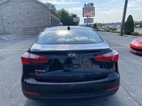 Used 2015 Kia Forte LX FWD image 6