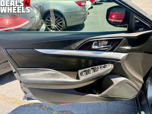 Used 2017 Nissan Maxima 3.5 SL FWD image 12