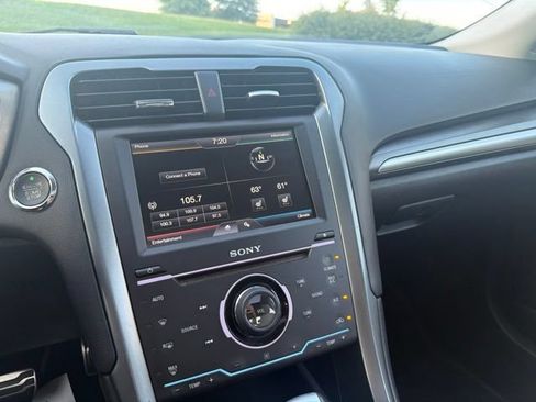 Used 2015 Ford Fusion Titanium FWD image 14