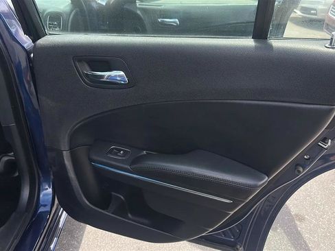 Used 2014 Dodge Charger SE RWD image 26