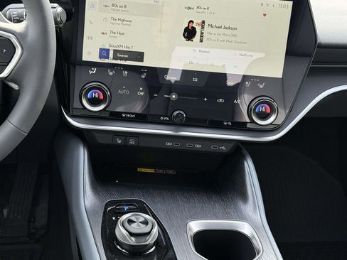 New 2026 Lexus RZ 450e Premium AWD/4WD image 14