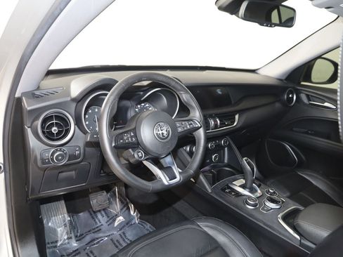 Used 2020 Alfa Romeo Stelvio w/ Nero Edizione RWD image 25