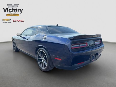 Used 2017 Dodge Challenger R/T Scat Pack RWD image 4