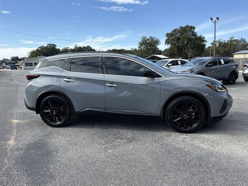 Used 2024 Nissan Murano SV w/ SV Midnight Edition Package image 6