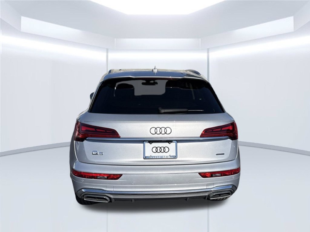 Used 2024 Audi Q5 2.0T Premium w/ Convenience Package AWD/4WD image 7