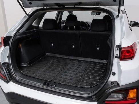 Used 2021 Hyundai Kona SE image 58