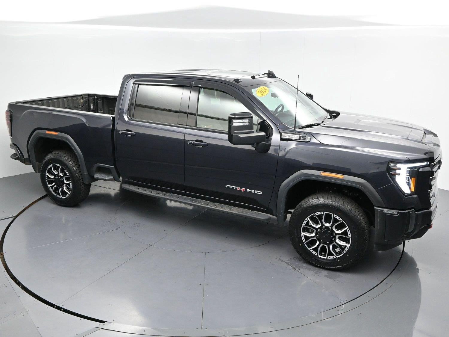 Used 2024 GMC Sierra 2500 AT4 w/ AT4 Premium Plus Package AWD/4WD image 37