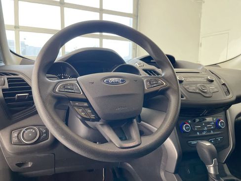 Used 2017 Ford Escape SE AWD/4WD image 14
