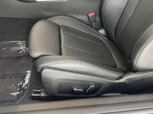 Used 2025 BMW M240i Coupe w/ Premium Package RWD image 15