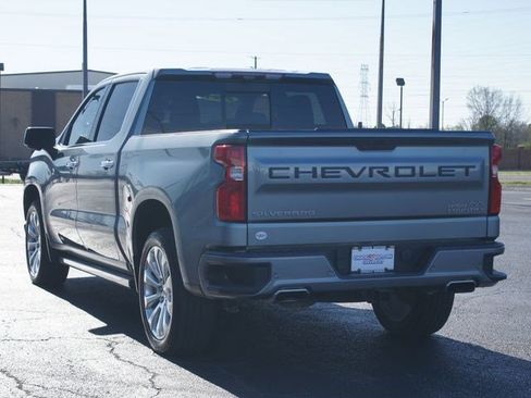 Used 2021 Chevrolet Silverado 1500 High Country w/ Technology Package image 16