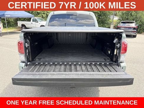 Used 2022 Toyota Tacoma TRD Sport w/ Technology Package AWD/4WD image 12