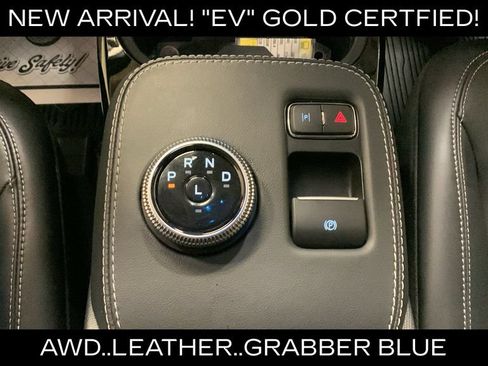 Used 2022 Ford Mustang Mach-E Select AWD/4WD image 40