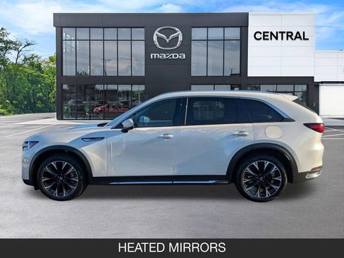 Used 2024 MAZDA CX-90 Plug-In Hybrid w/ Premium Pkg AWD/4WD image 5