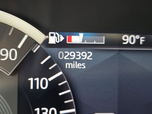 Used 2023 Land Rover Range Rover Velar S image 33