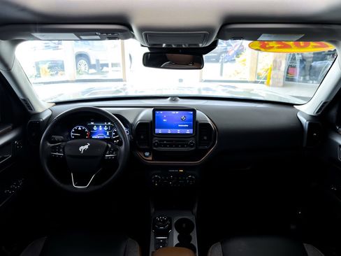 Used 2023 Ford Bronco Sport Outer Banks w/ Tech Package image 34