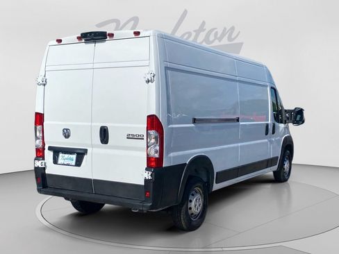 Used 2023 RAM ProMaster 2500 FWD image 8