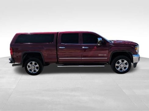 Used 2018 GMC Sierra 2500 SLT w/ Duramax Plus Package AWD/4WD image 2