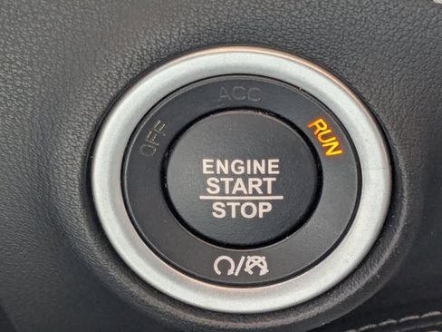 Used 2020 Dodge Challenger R/T w/ T/A Package image 27