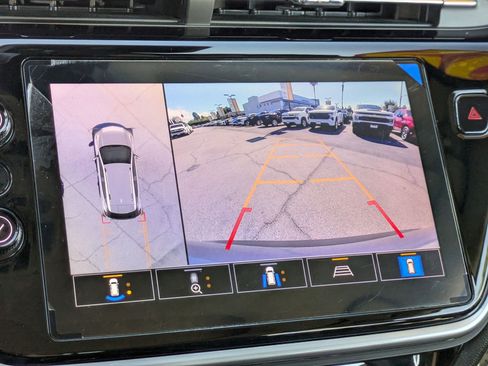 Used 2022 Chevrolet Bolt EUV Premier w/ Sun & Sound Package image 19
