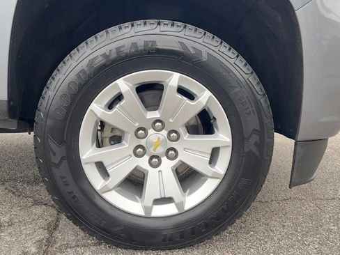 Used 2022 Chevrolet Colorado LT w/ Fleet Safety Package image 13