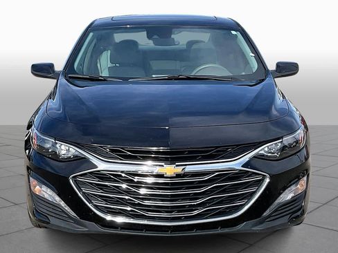 Used 2024 Chevrolet Malibu LT image 3