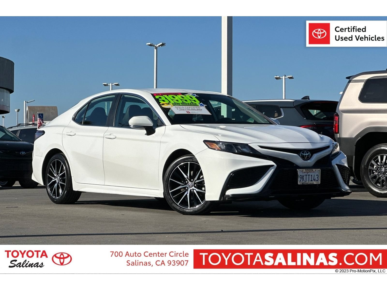 Certified 2024 Toyota Camry SE FWD image 1