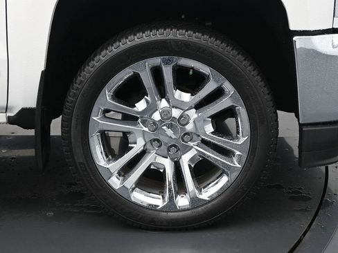 Used 2016 Chevrolet Silverado 1500 LTZ w/ LTZ Plus Package image 23